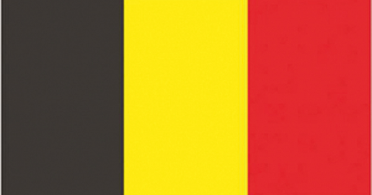 Bandiera Nazionale Del Belgio E Bandiera Dell'unione Europea Sventolata Nel Vento Che Sventola D Illustrazione Tessuto Ondulato Image292915023