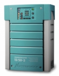 Caricabatterie ChargeMaster 12/50 a 3 uscite Mastervolt
