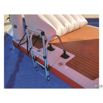 Piattaforma tiki 200x200