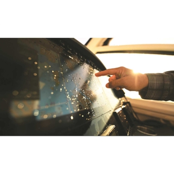 Raymarine Axiom+ Wi-Fi Touch Chartplotters