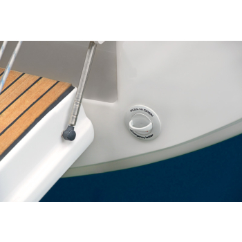 Scaletta emergenza fissaggio con viti 